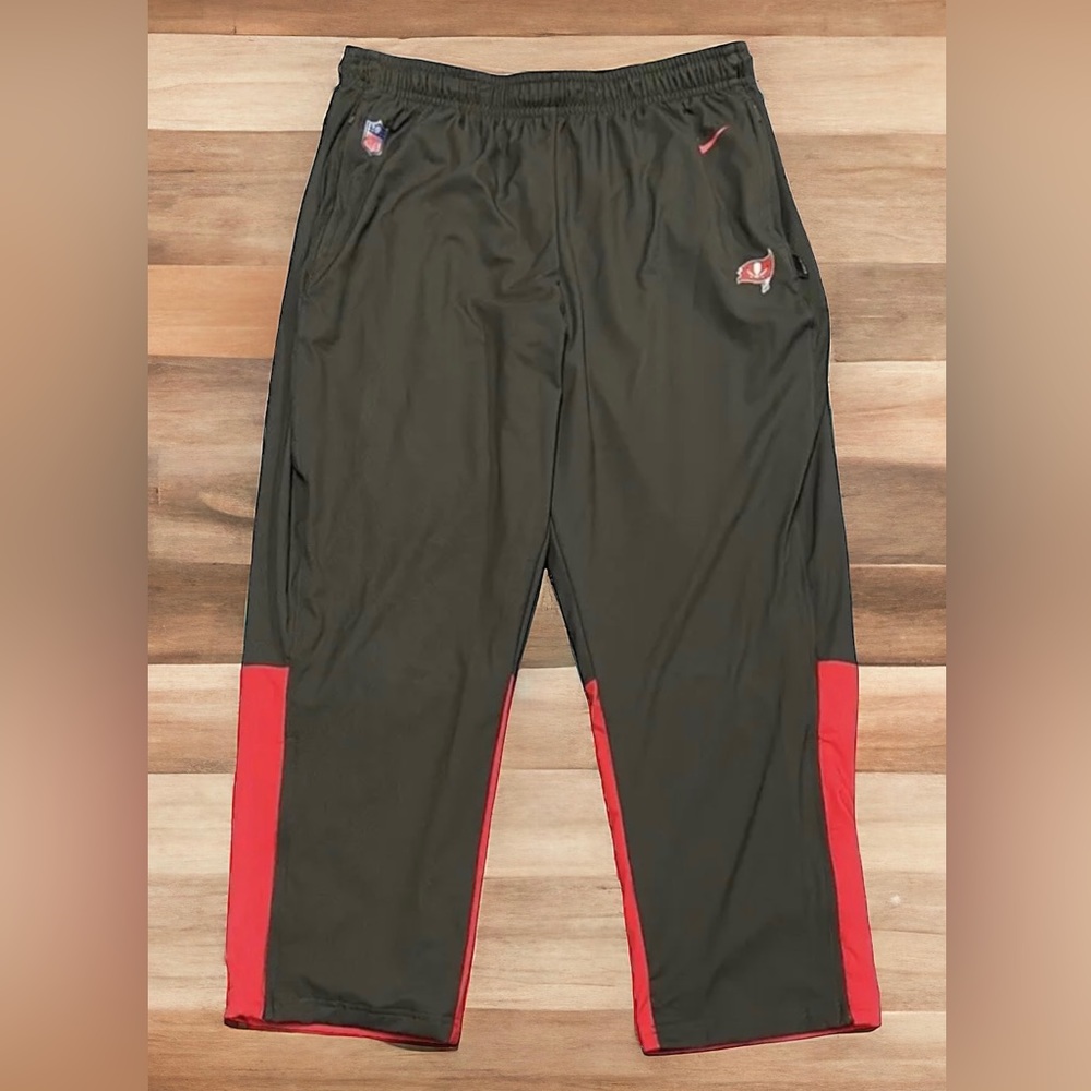 Nike Tampa Bay Buccaneers NFL Team Issued Workout Warm Pants Black-Red Mens 4XL